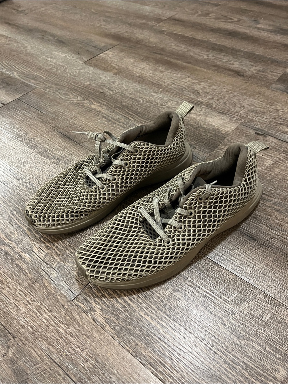 Men's NoBull Mesh Athletic Sneakers in Olive